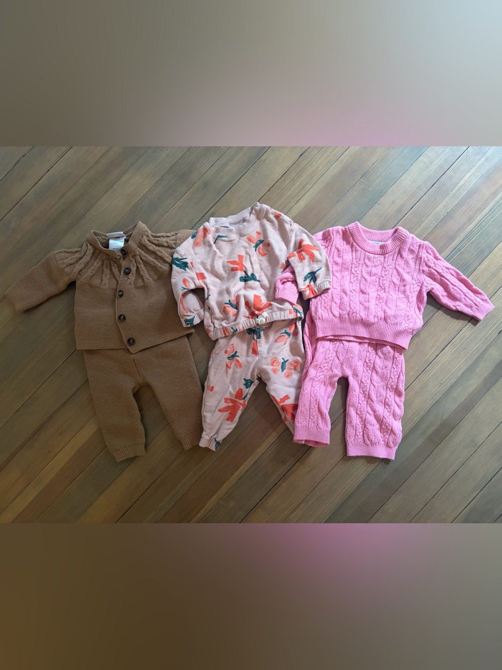 Bundle of 3 matching sets / size 3-6 months